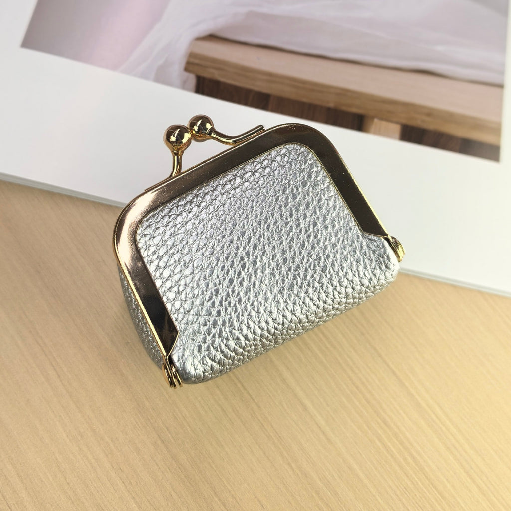Mini Vintage Jewelry Case – Compact Coin Purse