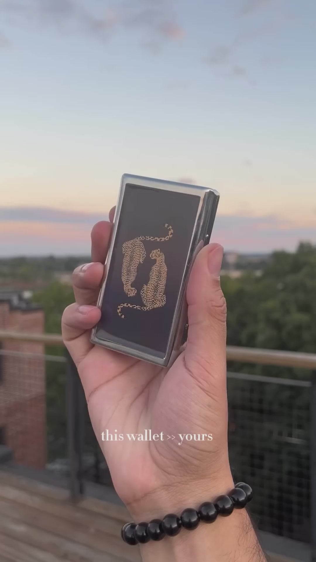 Vintage Wallet Case - Quiet Luxury Edition